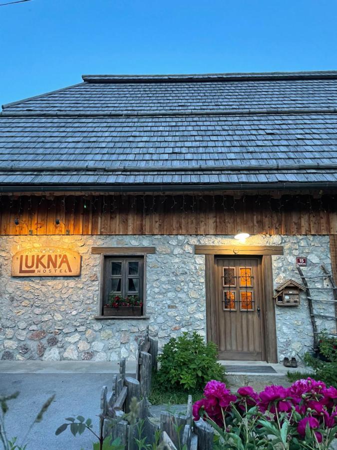 Hostel Lukna Mojstrana Exterior foto