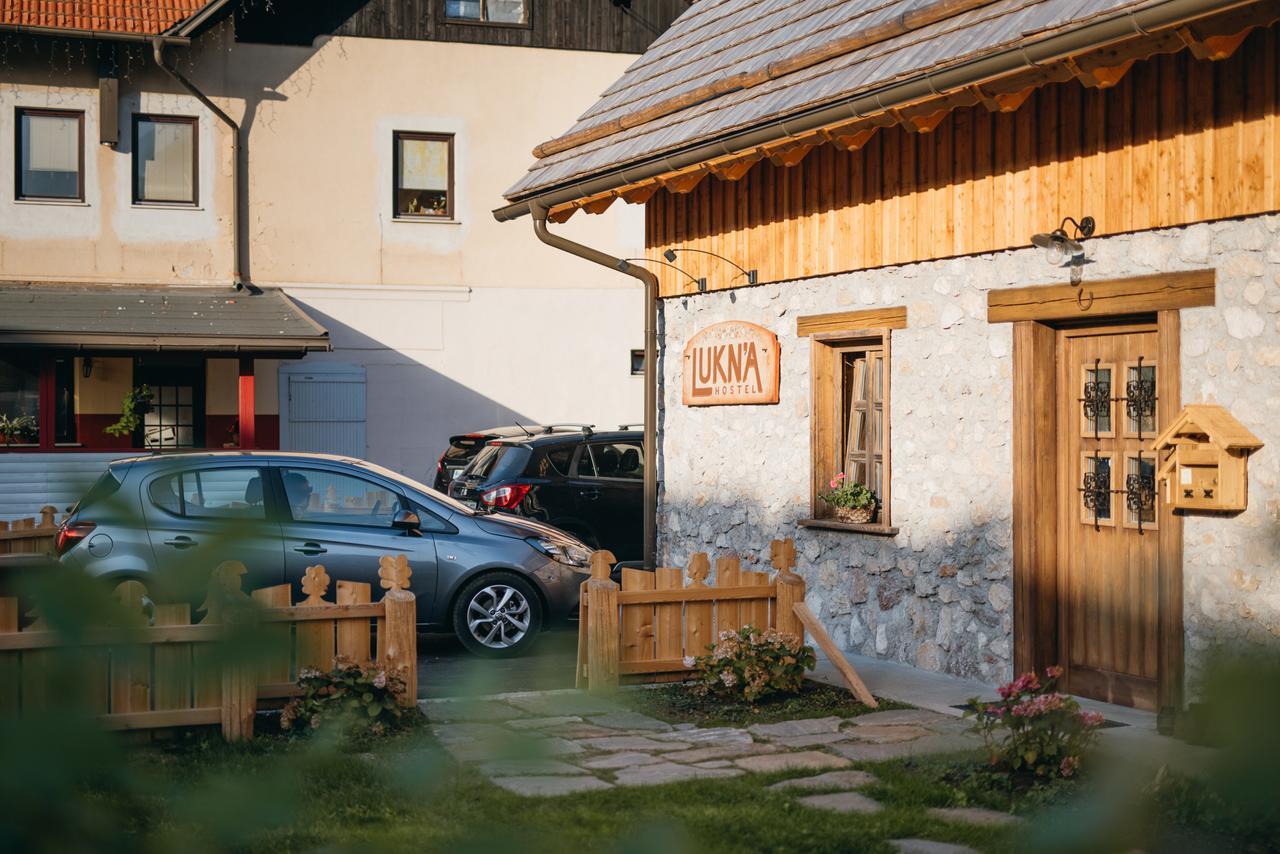 Hostel Lukna Mojstrana Exterior foto